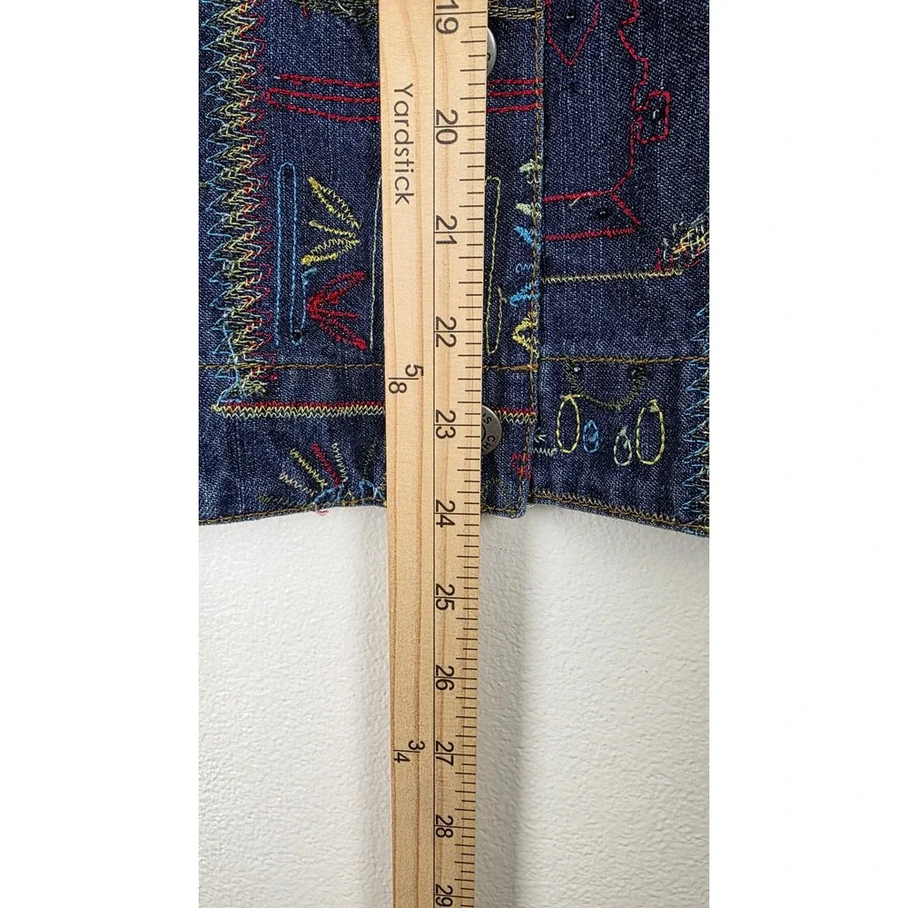Chicos Design Jean Jacket Womens Sz 2 Blue Embroidered Beaded Denim Tribal Boho‎